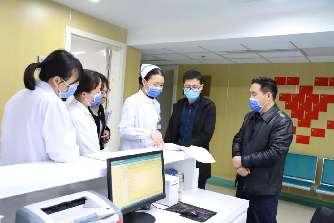 【醫(yī)院動態(tài)】市醫(yī)保中心調研組至宿遷市鐘吾醫(yī)院調研“雙通道”管理及單獨支付政策落實情況(圖5) 【醫(yī)院動態(tài)】市醫(yī)保中心調研組至宿遷市鐘吾醫(yī)院調研“雙通道”管理及單獨支付政策落實情況(圖5)